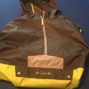 Men’s Columbia wind breaker , worn once